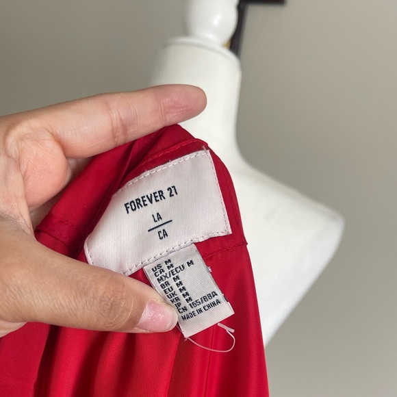 Red Women's Windbreaker Jacket Size M - Picture 5 of 6